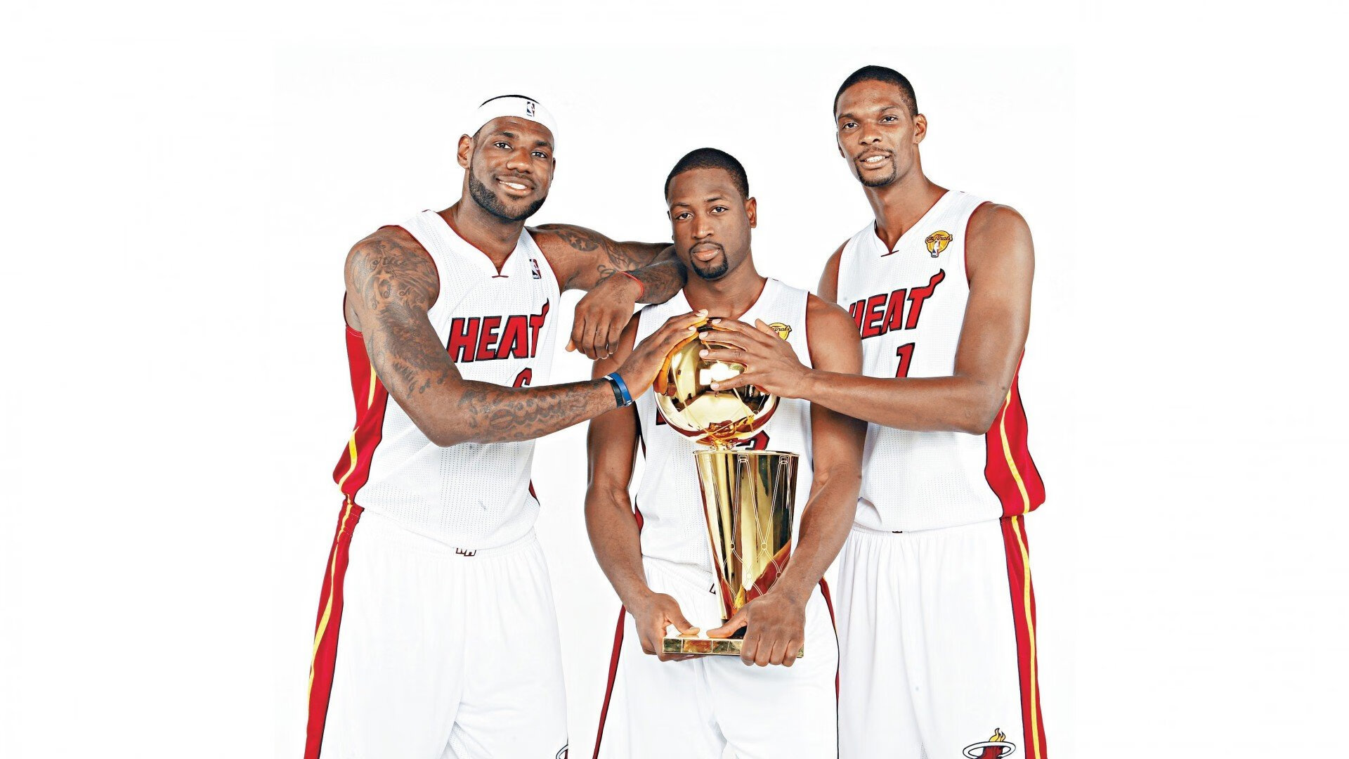 葡萄牙体育前锋吉奥克雷斯在赛季中打入53球，吸引多家英超俱乐部关注。